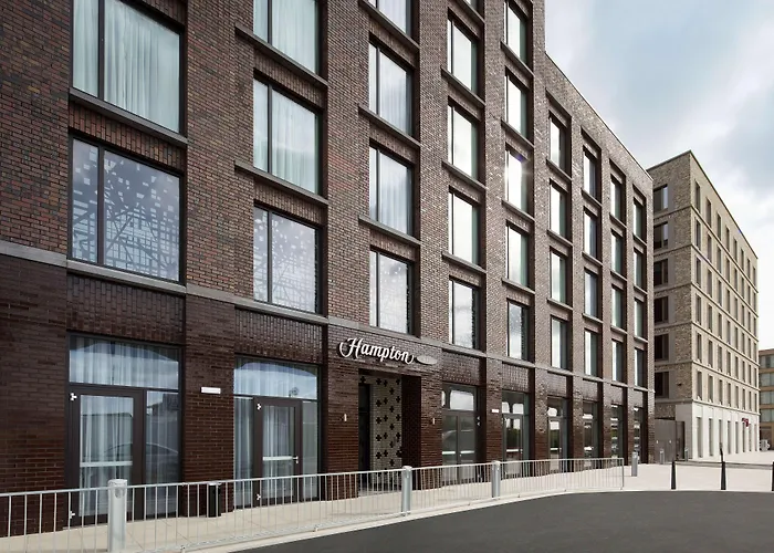 Hampton By Hilton London DocklandsГотель